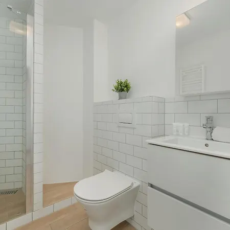 Comfortable Studio Dyrekcyjna By Renters Appartement