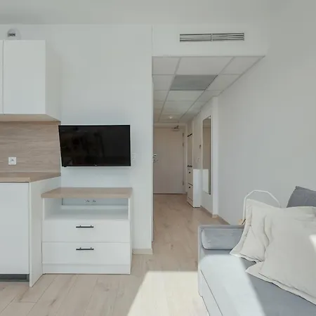Comfortable Studio Dyrekcyjna By Renters * 弗罗茨瓦夫